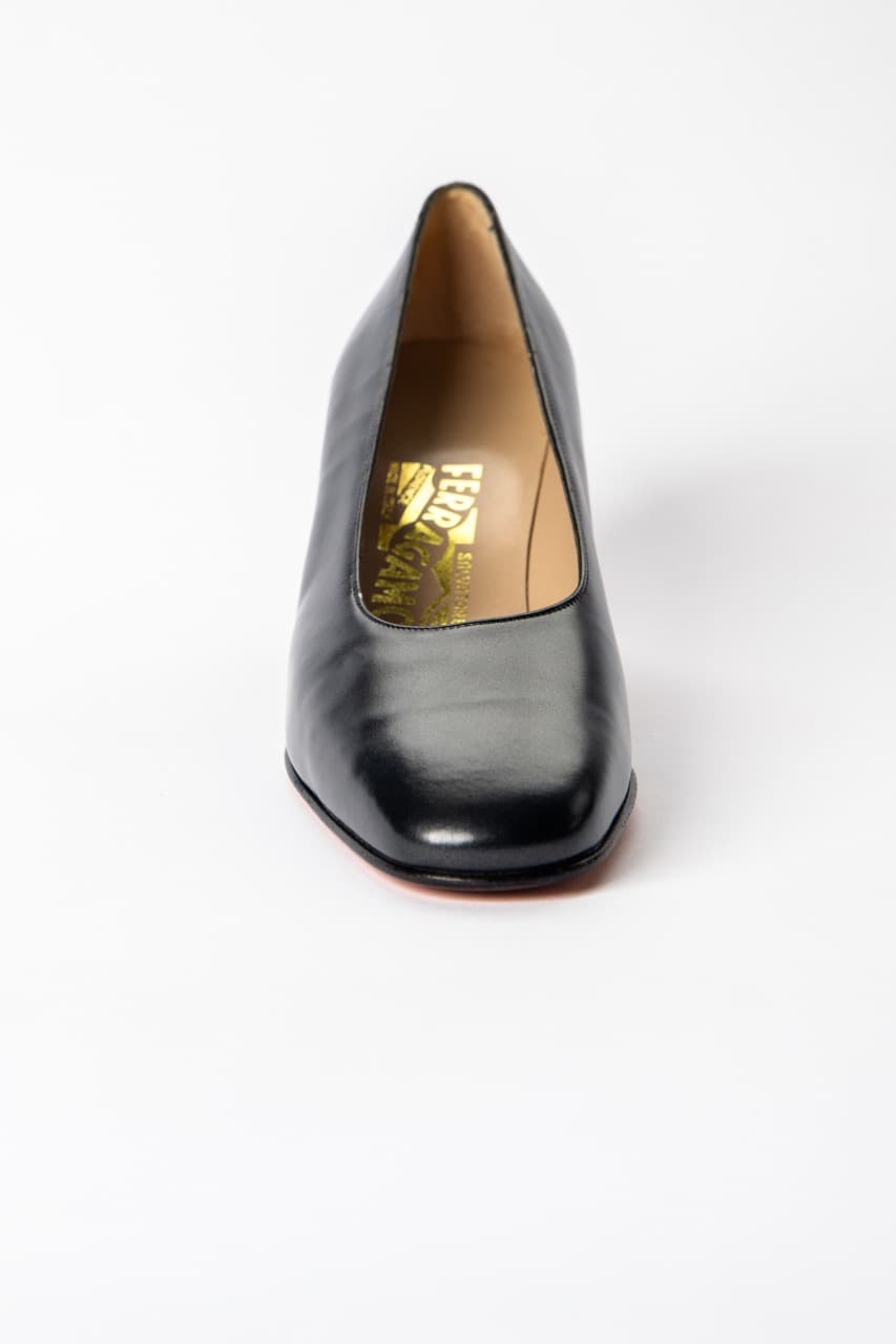 Salvatore Ferragamo Black Leather Block Heel Pumps | Made in Italy