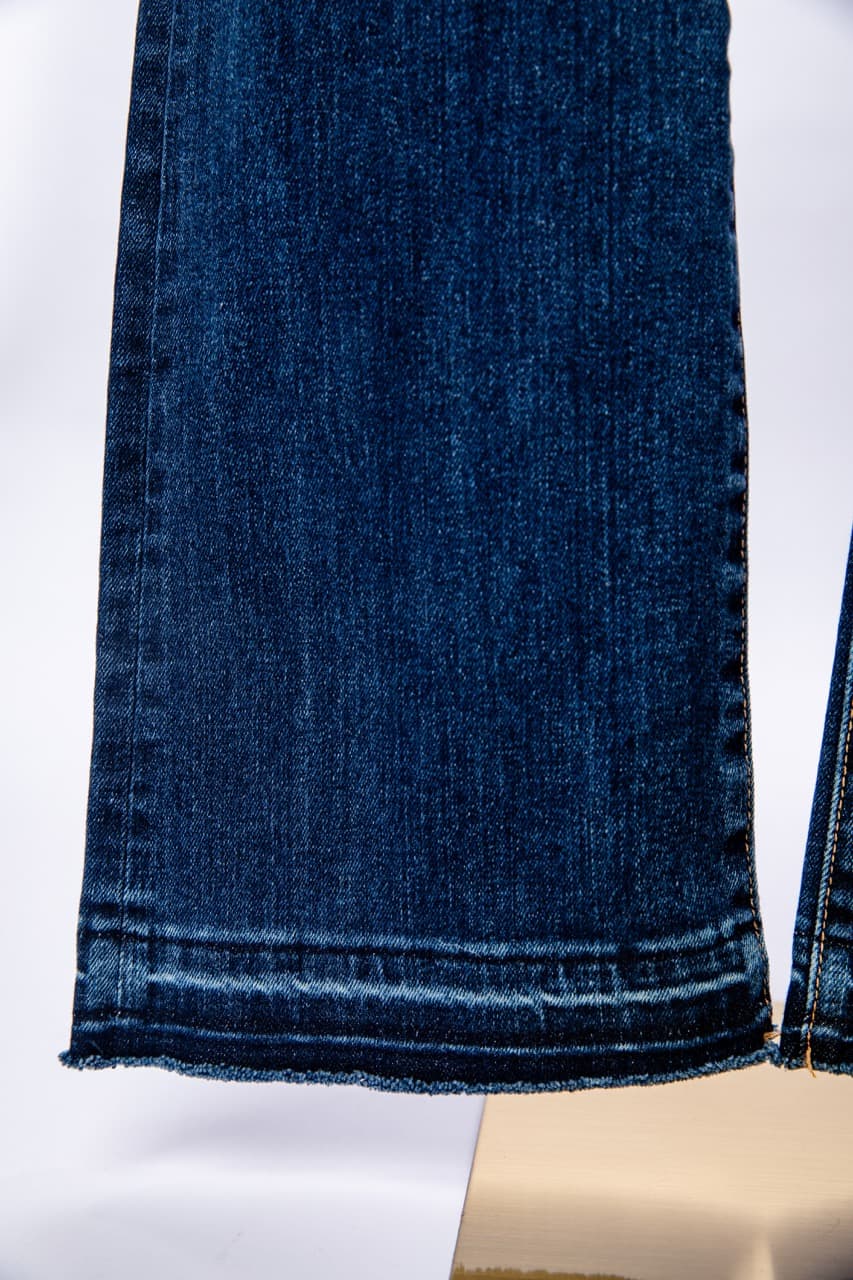Veronica Beard Carolyn 10" Baby Boot Jeans