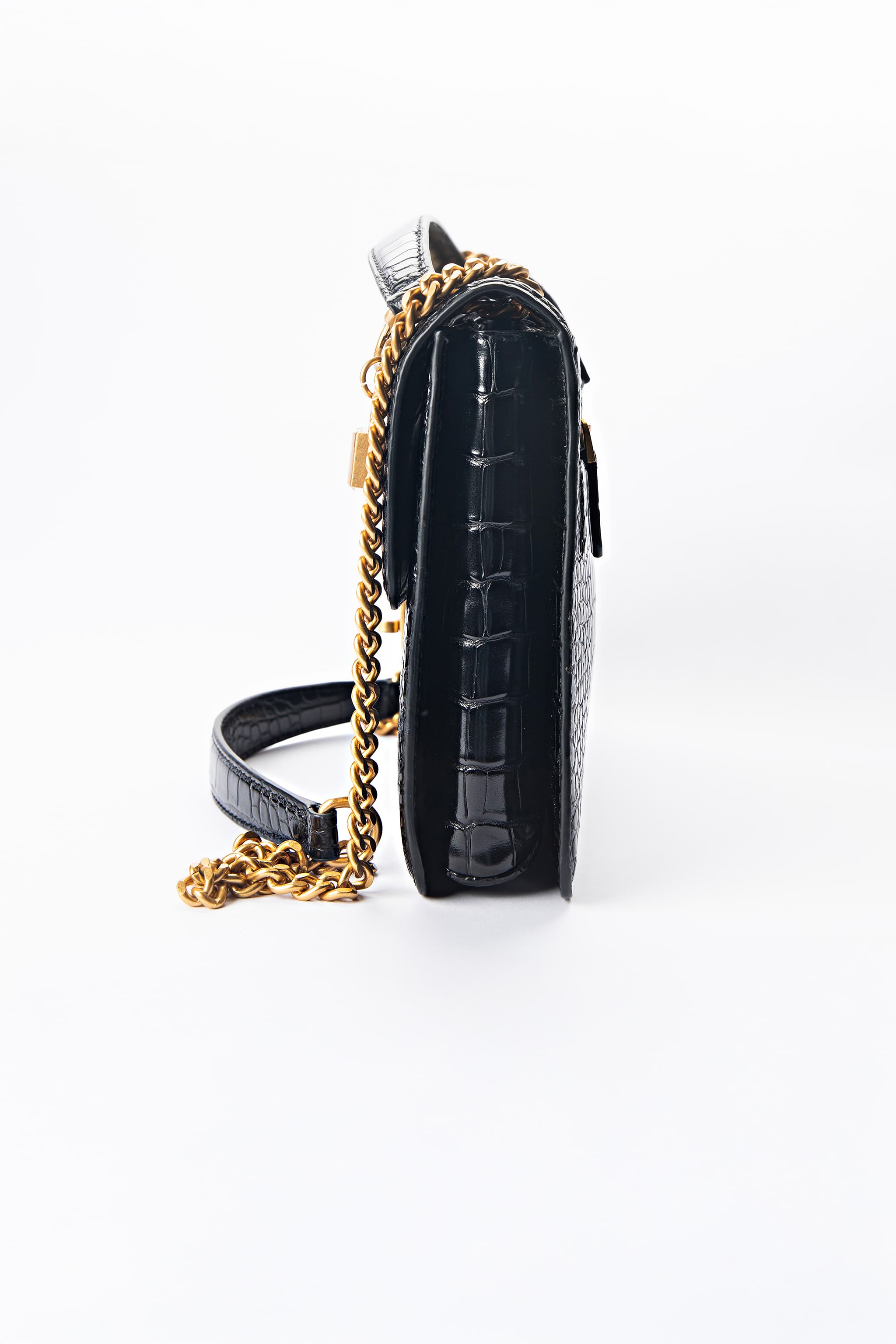 GUESS Black Croc-Embossed Chain Crossbody Bag