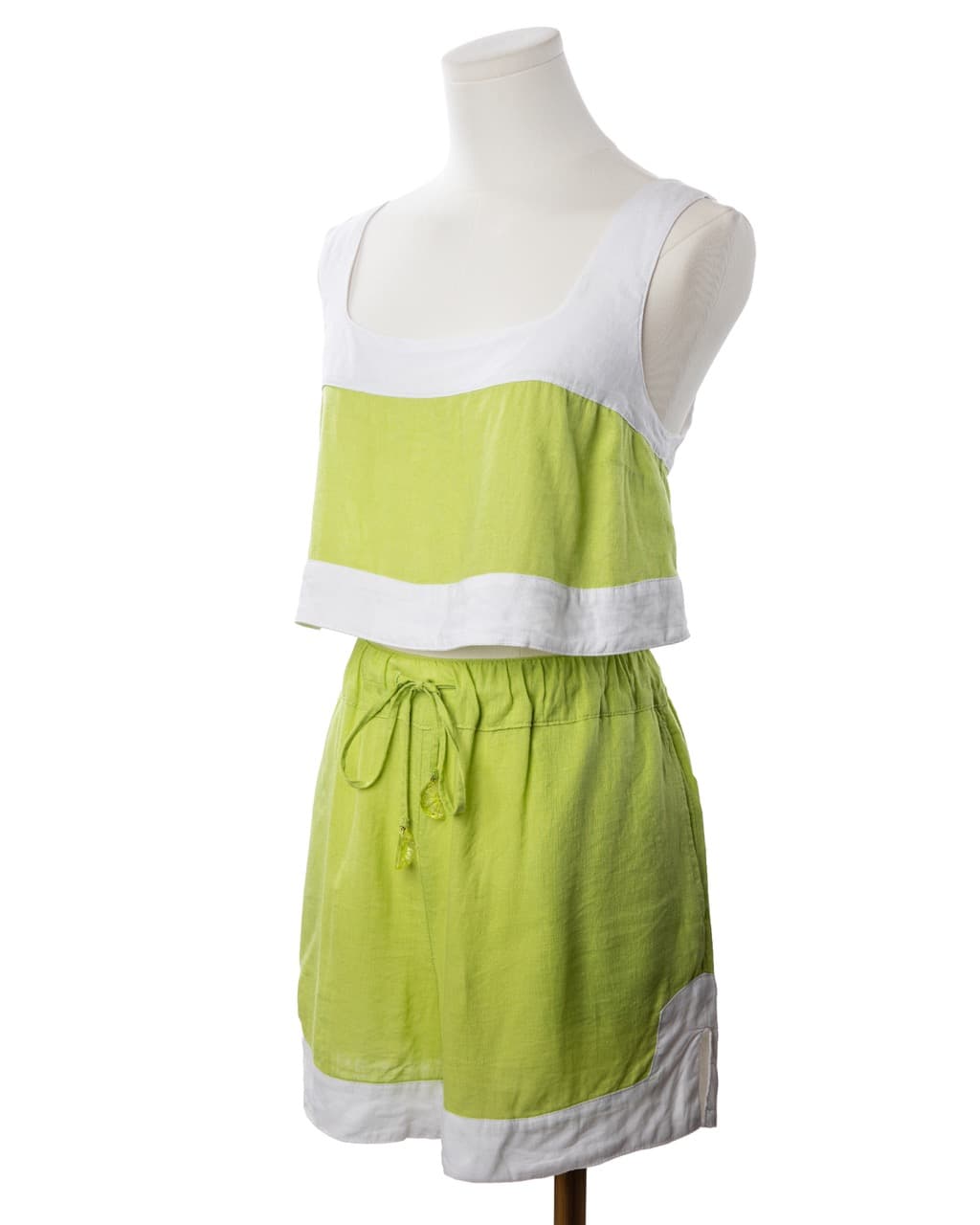 Haute Hippie Lime Linen Blend Crop Top & Shorts Set