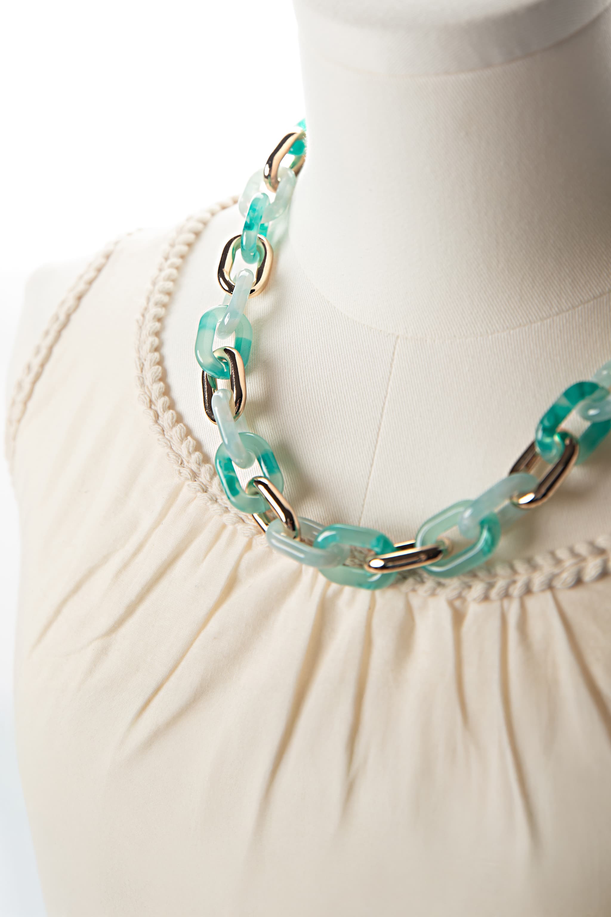 Ann Taylor Aqua Resin & Gold Link Statement Necklace