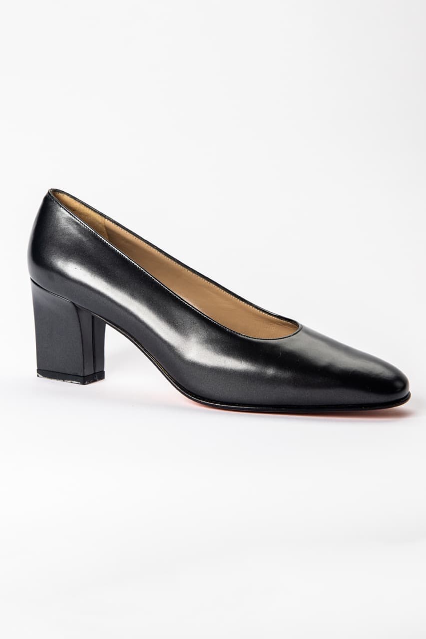 Salvatore Ferragamo Black Leather Block Heel Pumps | Made in Italy