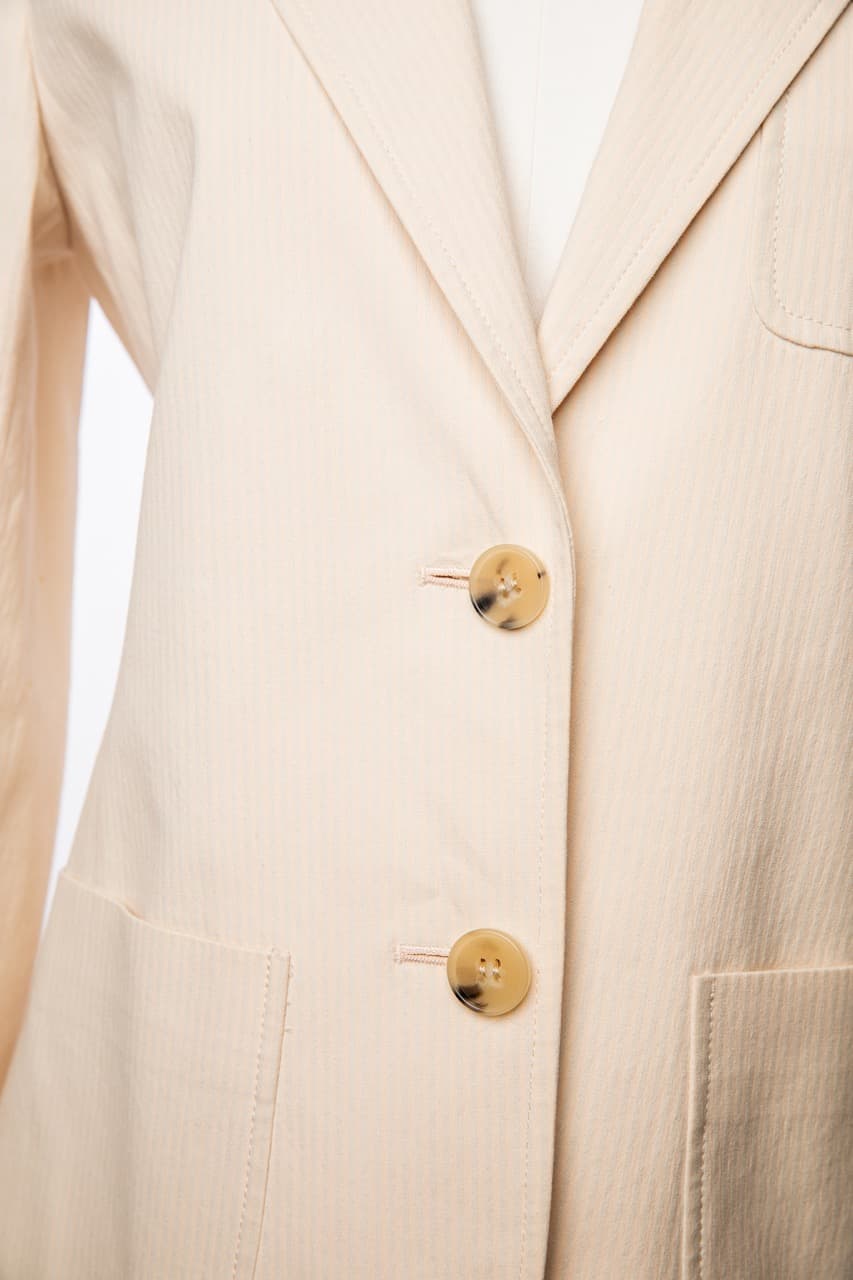 Theory Soft Ivory Textured Patch Pocket Blazer
