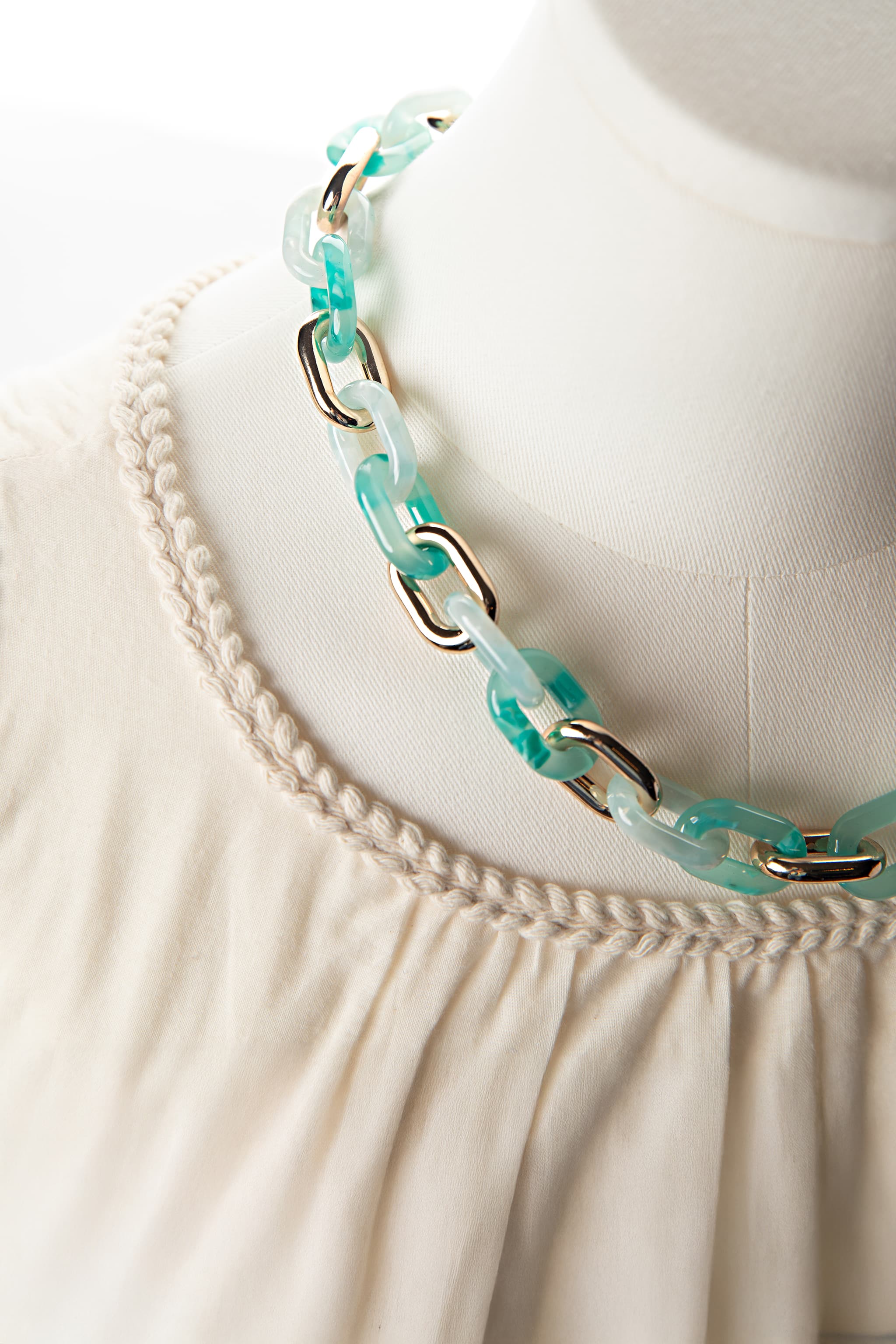 Ann Taylor Aqua Resin & Gold Link Statement Necklace