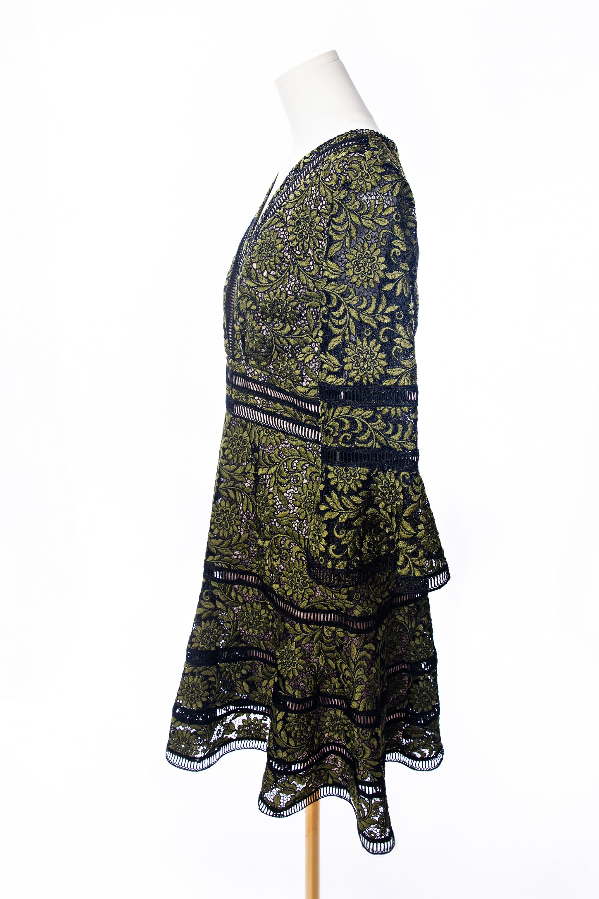 SHANI Bell-Sleeve Surplice Lace Dress in Green