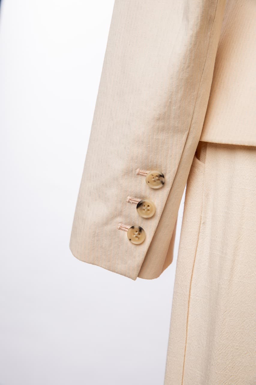 Theory Soft Ivory Textured Patch Pocket Blazer