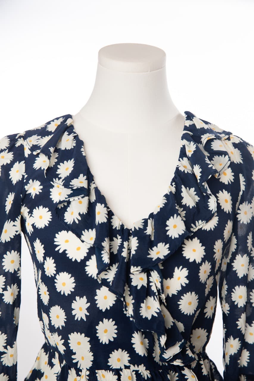 Réalisation Par Navy Daisy Print Silk Ruffle Wrap Blouse
