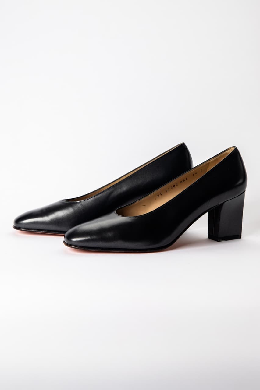 Salvatore Ferragamo Black Leather Block Heel Pumps | Made in Italy